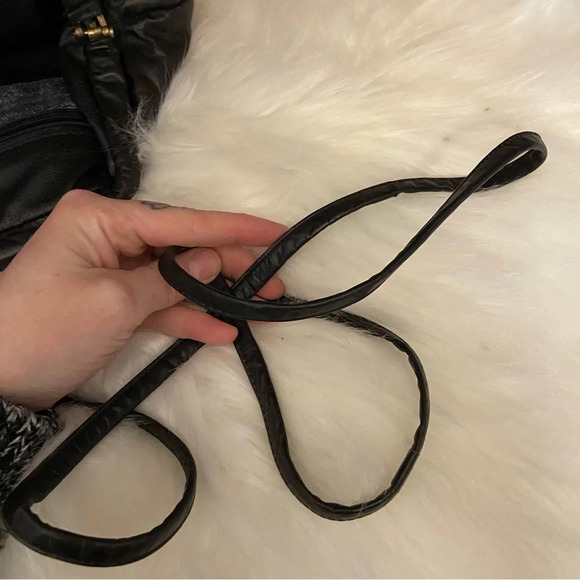 Vintage black women’s crossbody purse 1980’s - Picture 6 of 15